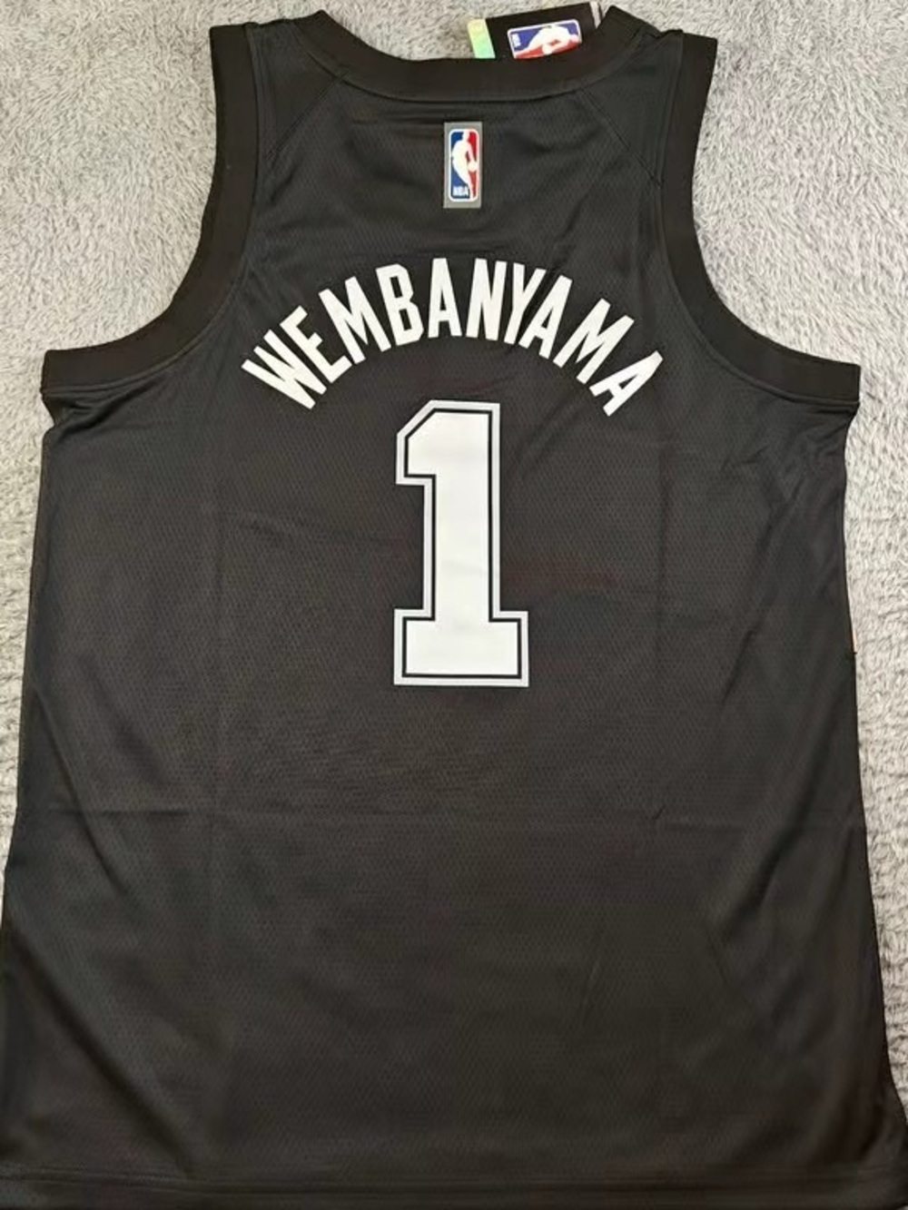 San Antonio Spurs Victor Wembanyama jersey Size Medium